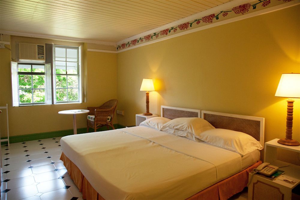 Grand View Beach Hotel Kingstown Exterior photo
