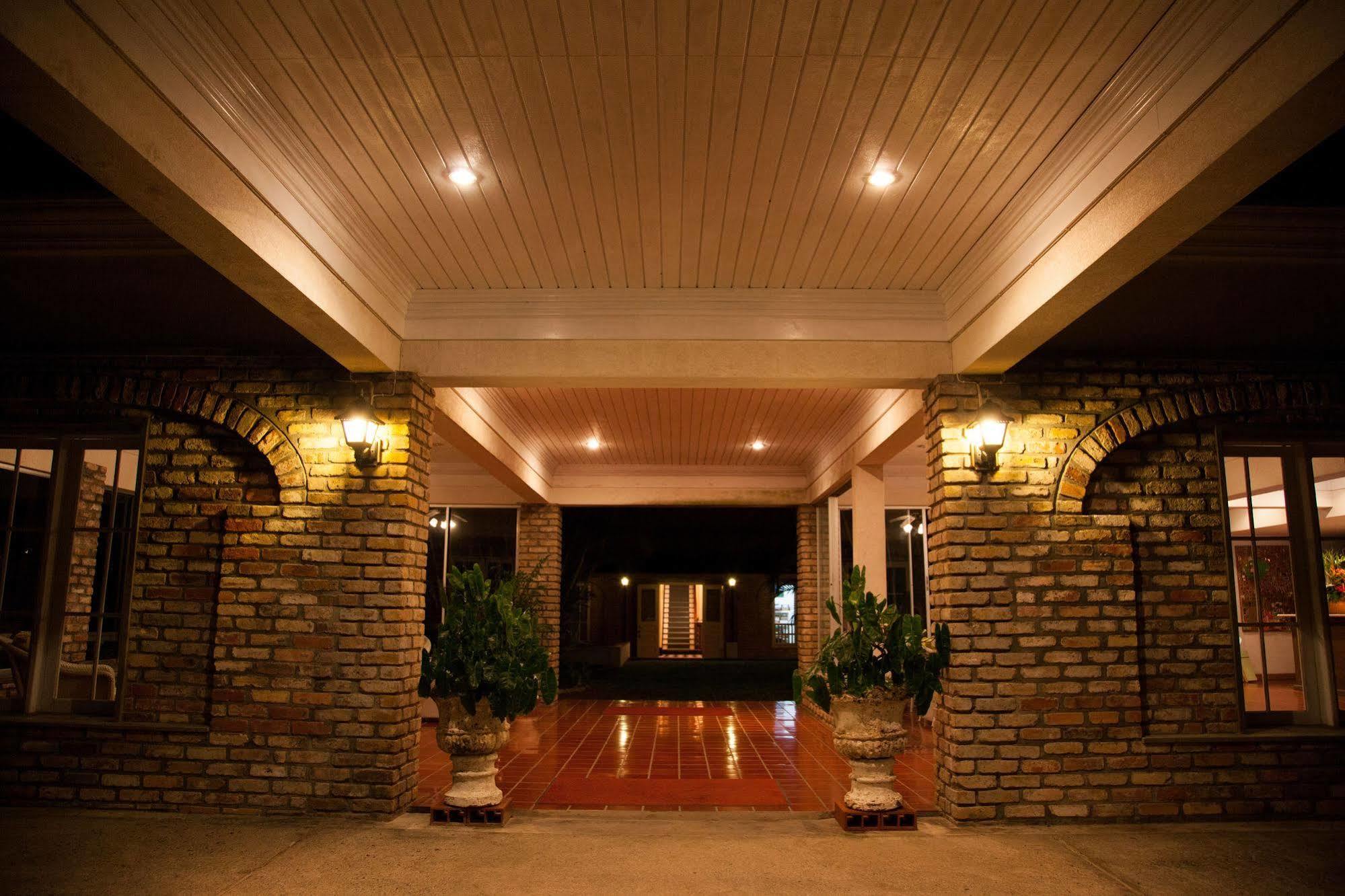 Grand View Beach Hotel Kingstown Exterior photo